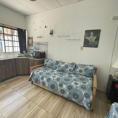 Hospedaje 3 Aeropuerto Ezeiza Pet Friendly Tranfer Gratis Desde Y Hacia El Aeropuerto De Ezeiza A 20 Minutos Apartment Bagian luar foto
