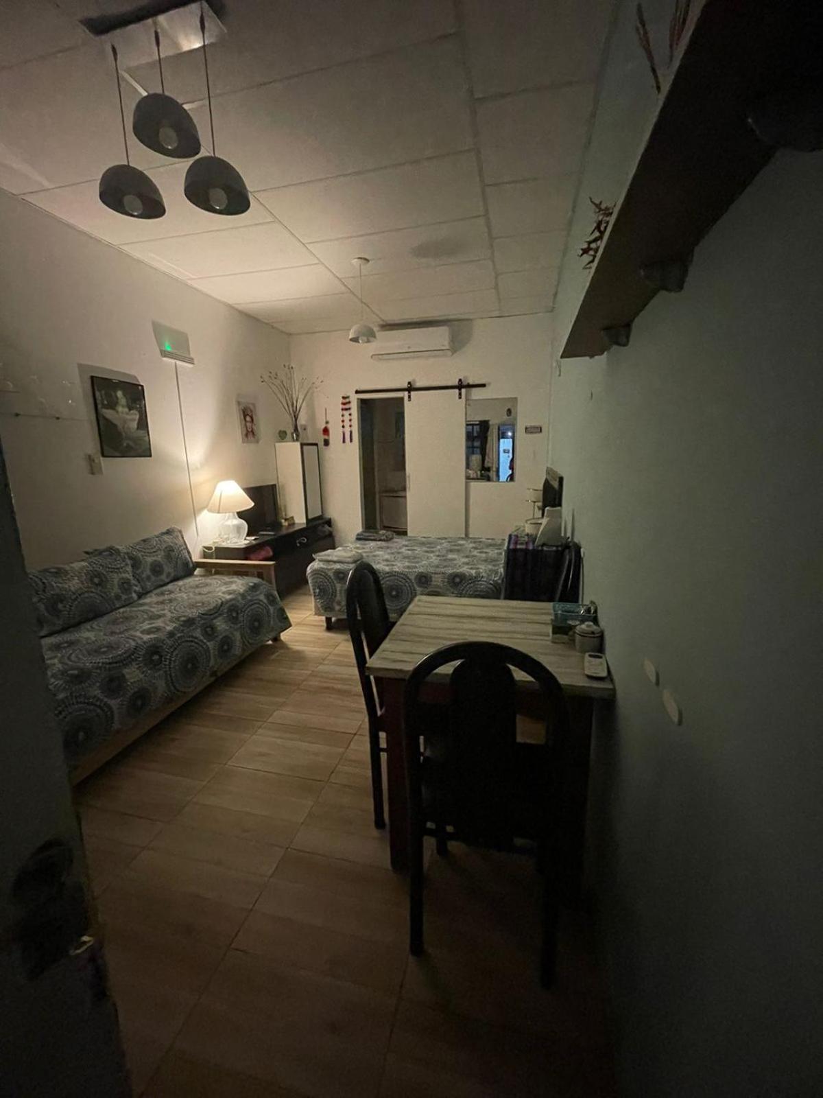 Hospedaje 3 Aeropuerto Ezeiza Pet Friendly Tranfer Gratis Desde Y Hacia El Aeropuerto De Ezeiza A 20 Minutos Apartment Bagian luar foto