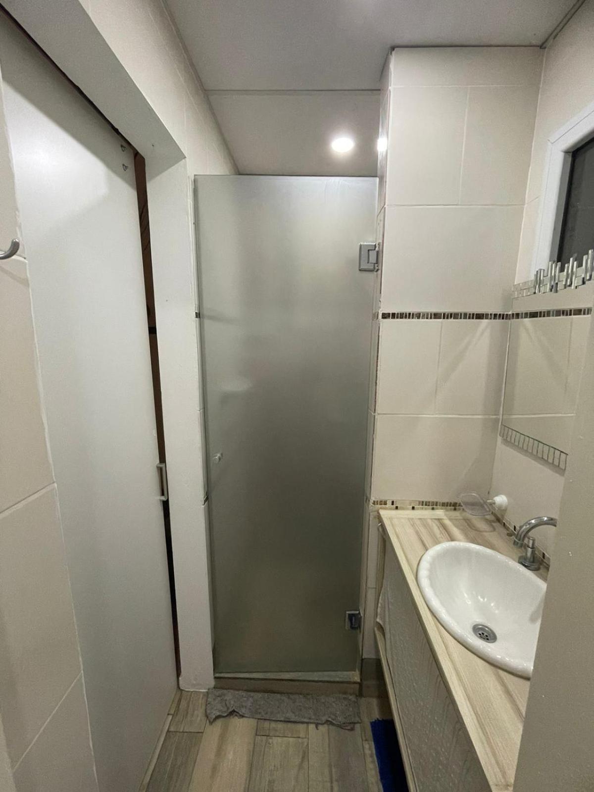 Hospedaje 3 Aeropuerto Ezeiza Pet Friendly Tranfer Gratis Desde Y Hacia El Aeropuerto De Ezeiza A 20 Minutos Apartment Bagian luar foto