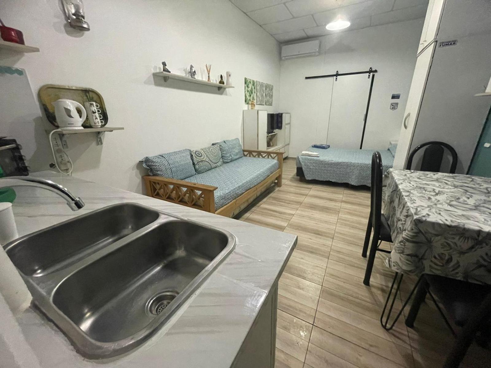 Hospedaje 3 Aeropuerto Ezeiza Pet Friendly Tranfer Gratis Desde Y Hacia El Aeropuerto De Ezeiza A 20 Minutos Apartment Bagian luar foto